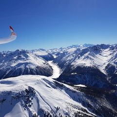 Verortung via Georeferenzierung der Kamera: Aufgenommen in der Nähe von Bezirk Inn, Schweiz in 0 Meter